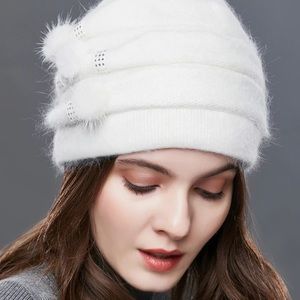 2 LEFT Winter Knitted Rhinestones Thick Beanie Hat